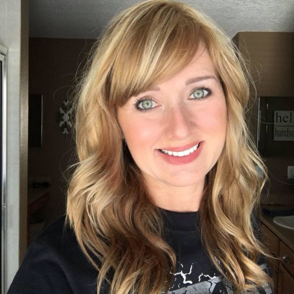 Meet your Posher, Kelly